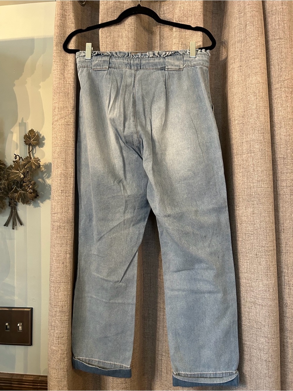 NWT Bershka 90s Wide Leg Graffiti Graphic Jeans Cream Ecru Size
46 / US 14 - Picture 2 of 12